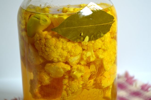 Sweet-Pickled Cauliflower recipe