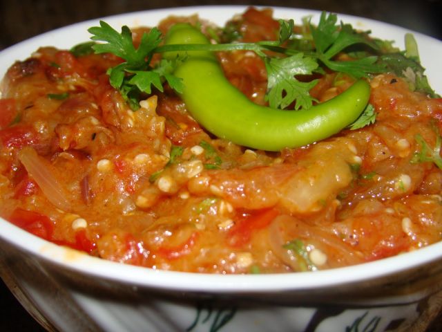 Bengan Ka Bhurta recipe