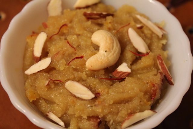 Sujji Ka Halva recipe