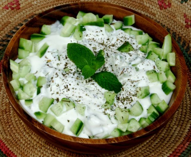 Yogurt And Cucumber Salad recipe